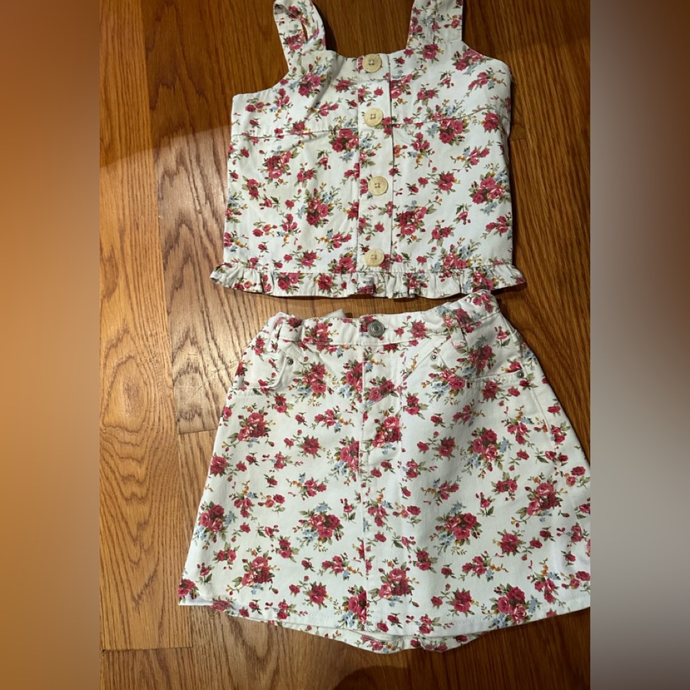 Zara crop sleeveless floral top